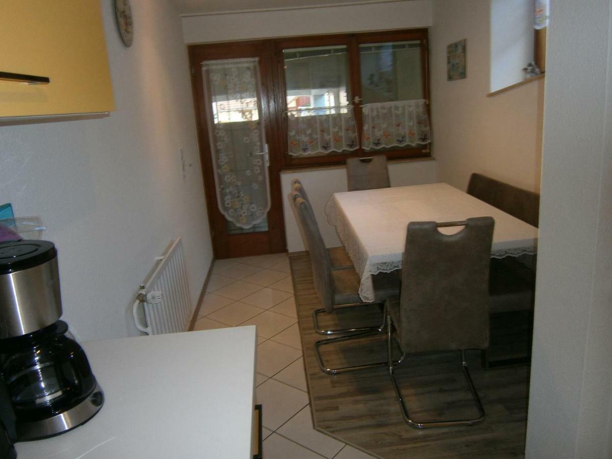 Ferienwohnung Roessler มาร์คดอร์ฟ ภายนอก รูปภาพ