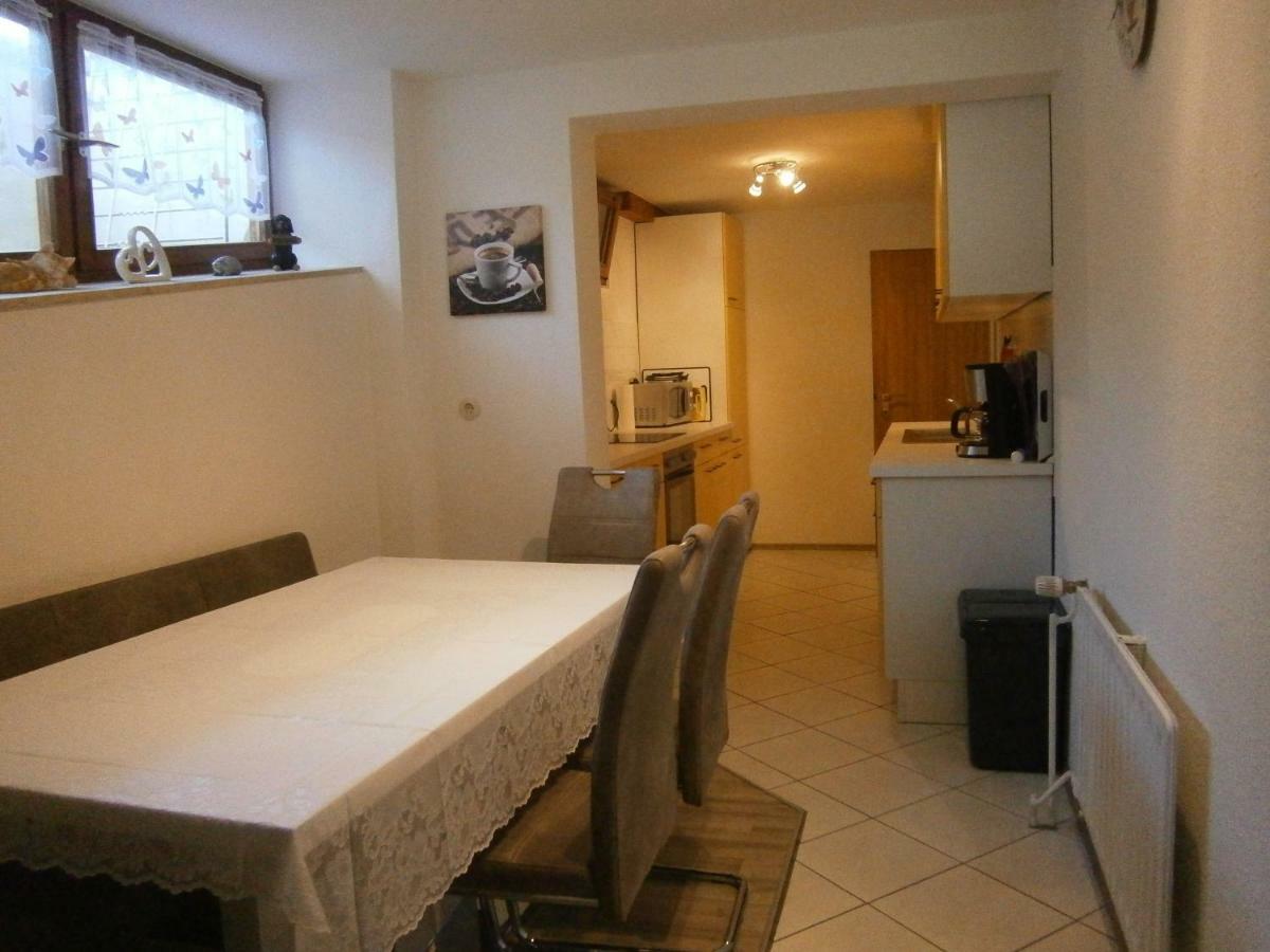 Ferienwohnung Roessler มาร์คดอร์ฟ ภายนอก รูปภาพ